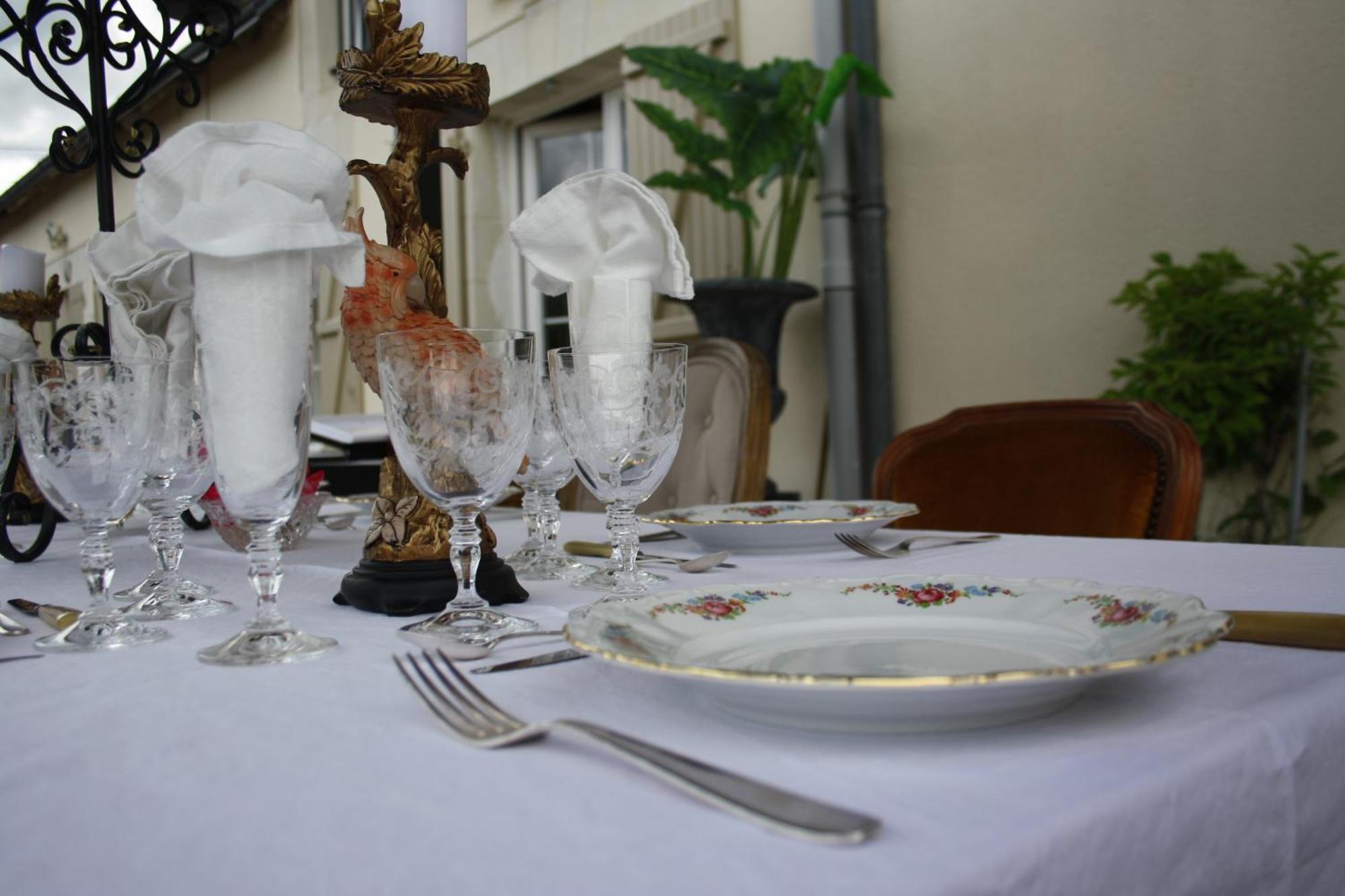 Le Clos Des Roses Chambres Et Tables D Hotes Meusnes Exteriör bild